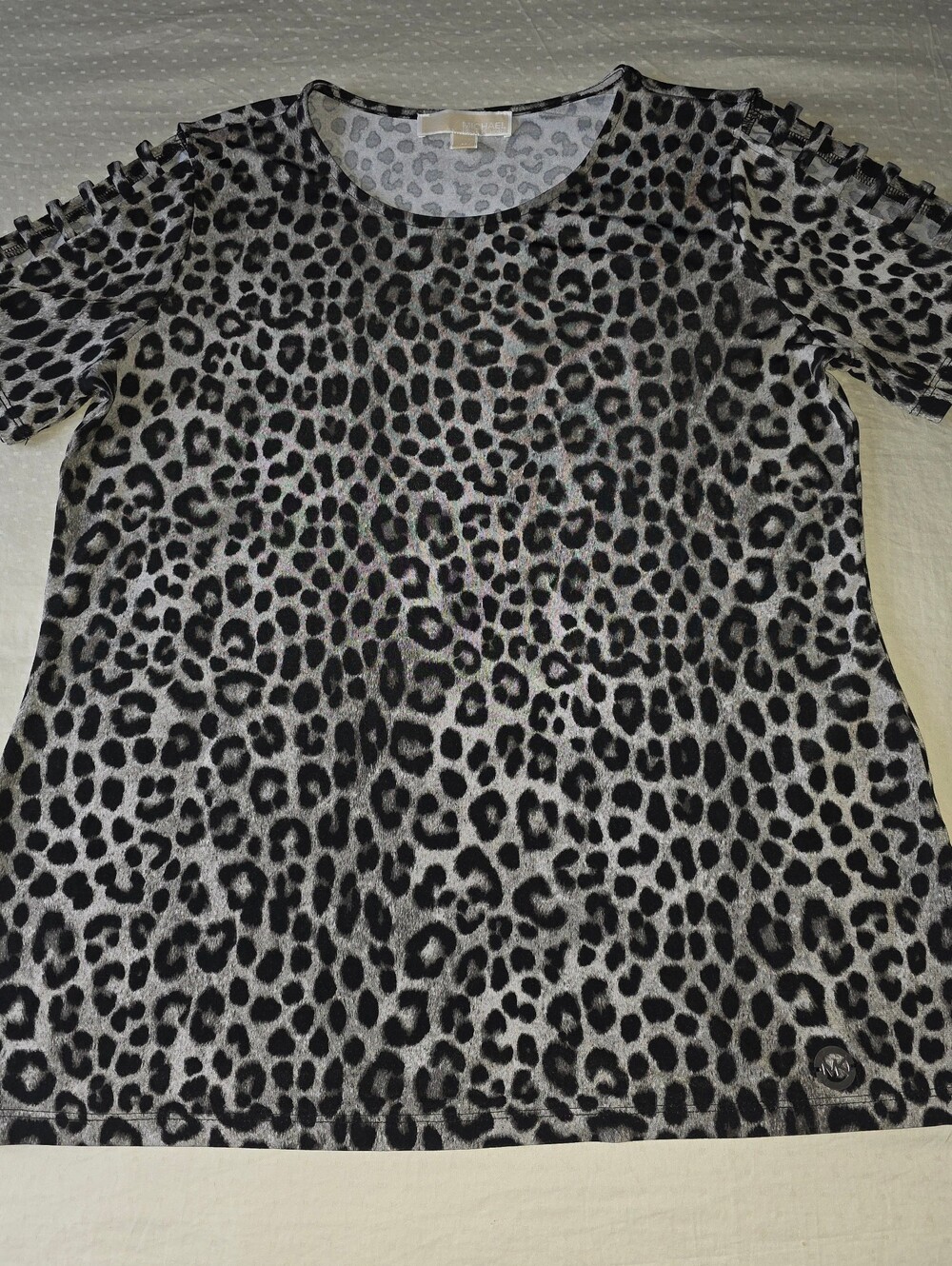 Michael Kors Gray & Black Leopard Print Short Sleeve Top Sz Medium